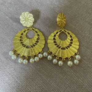 Lisi Lerch brand gold and pearl earrings